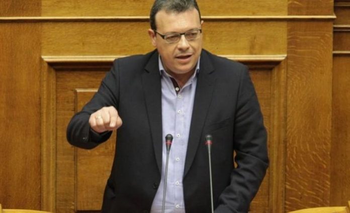 φάμελλος