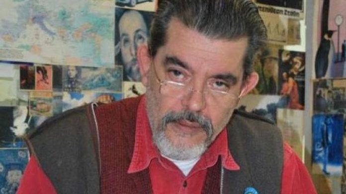 στάθης