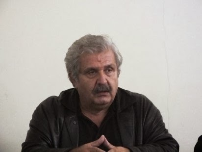 τρόπαια