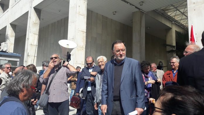 λαφαζάνης