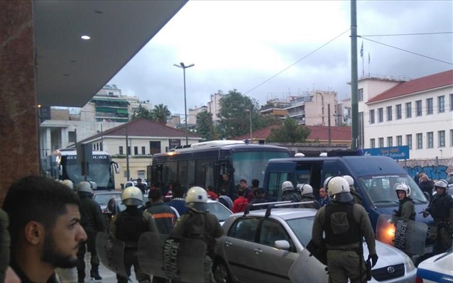 νεκρός