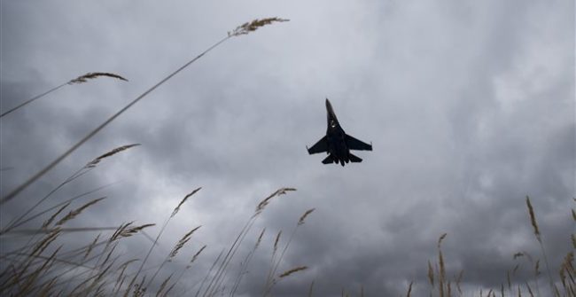 συνετρίβη