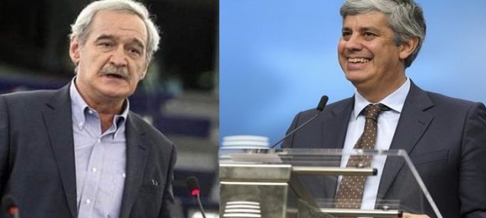χουντής