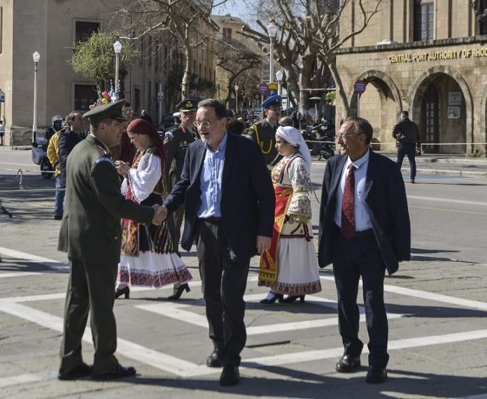 λαφαζάνης
