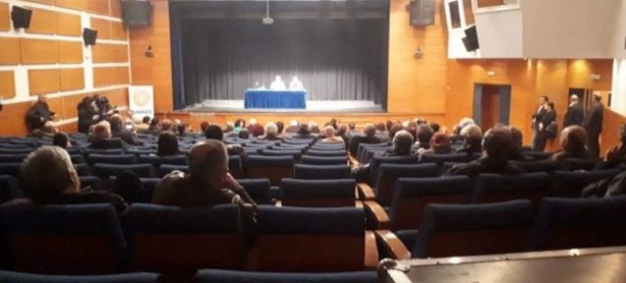 παππάς