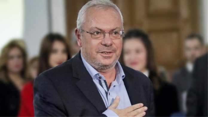 παραίτηση
