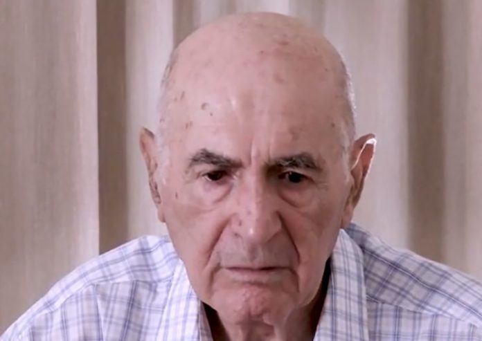 ντοκιμαντέρ