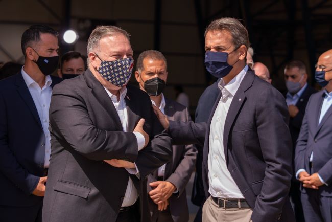 πομπέο