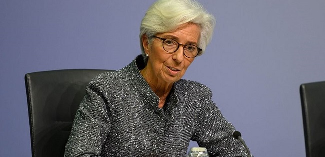 Η Ευρώπη βυθίζεται στο χρέος