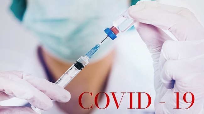 εμβολιάζει με το κινεζικό CoronaVac