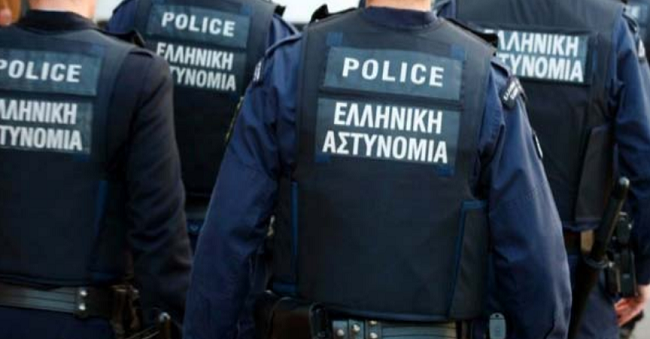 Πολυτεχνείο μέσω facebook