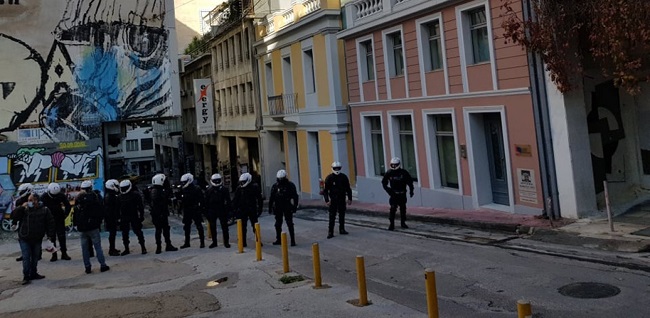 πρεμιέρα με τις κάμερες στις στολές