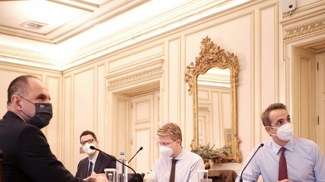 Σκάι εκνευρίζουν την κυβέρνηση
