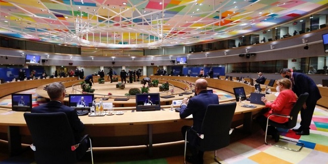 Ολιγάριθμες και συμβολικές κυρώσεις