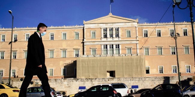 Οι μεγαλοοφειλέτες «φεσώνουν» αλύπητα το Δημόσιο