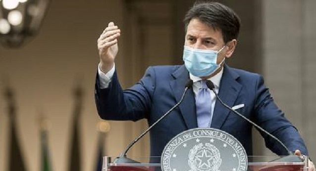 Κομματικές πιρουέτες στην πλάτη της Ιταλίας