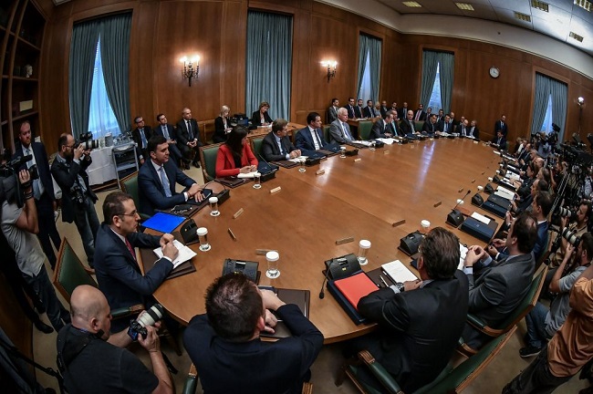 Ανασχηματισμός της «πλάκας» μιας κυβέρνησης
