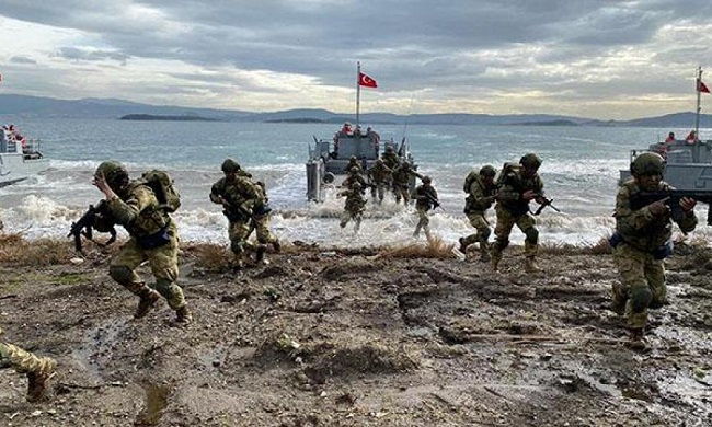 Συγκροτούν στρατιωτικό άξονα του «κακού»