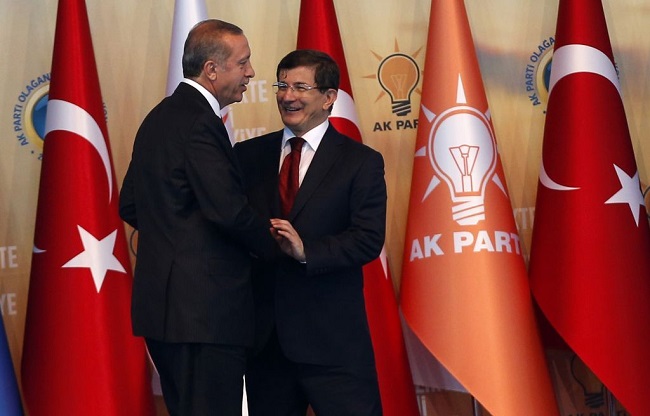 Προειδοποίηση Νταβούτογλου σε Ερντογάν