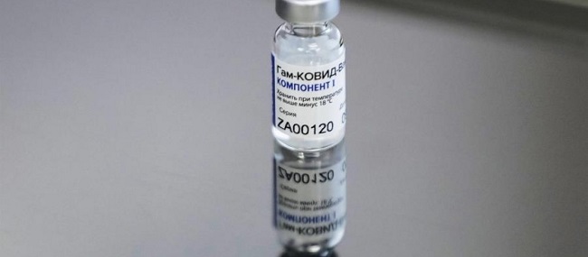 Τον Φεβρουάριο θα παράγεται το εμβόλιο