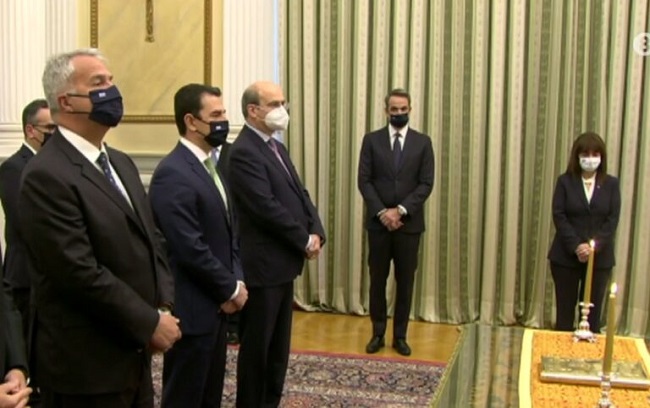 Κυβερνήσεις: Όσο πιο μεγάλες σε αριθμό