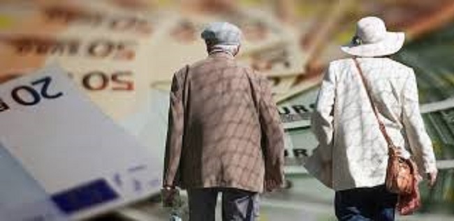 Υπό αμφισβήτηση οι αυξήσεις στις κύριες συντάξεις