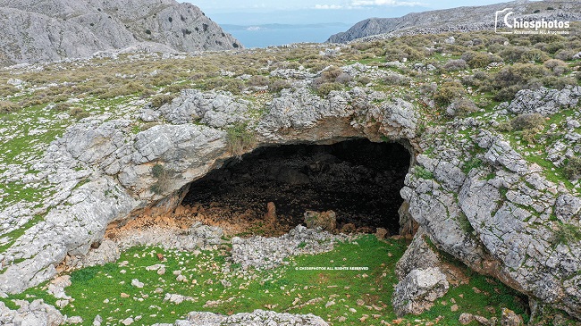 Η άγνωστη σπηλιά στο βουνό