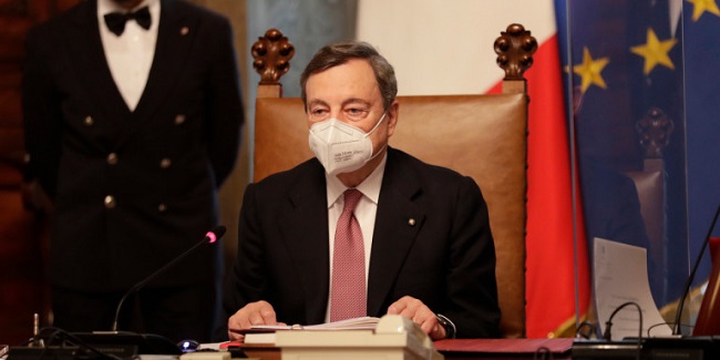 Ντράγκι: «Κτηνώδη» πλειοψηφία εμπιστοσύνης