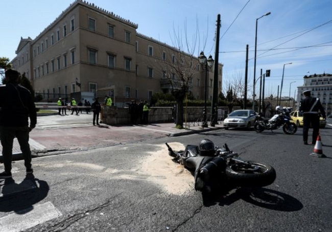 συνελήφθη ο οδηγός τροχαίου έξω από τη Βουλή