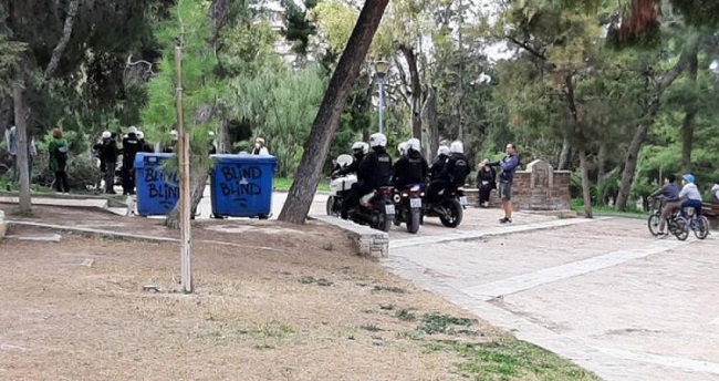 ώρα συλλαμβάνετε και τις δασκάλες