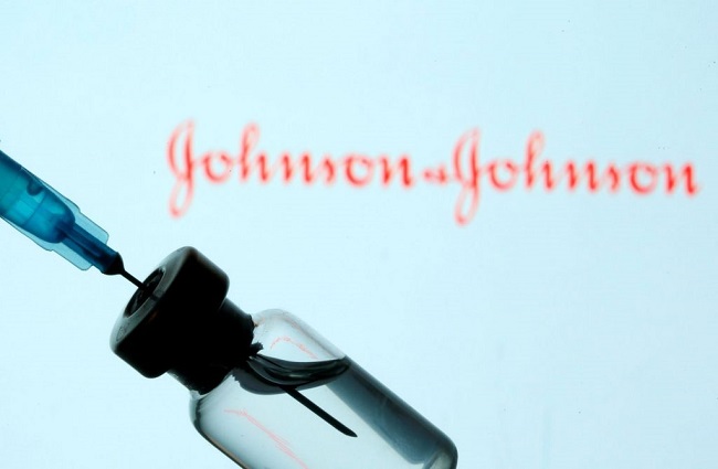 Αναστολή εμβολιασμών με Johnson & Johnson