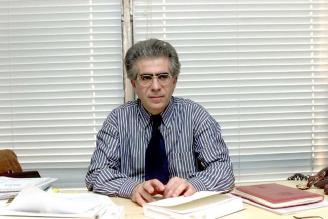 Ένα ποίημα του Αντώνη Μακρυδημήτρη