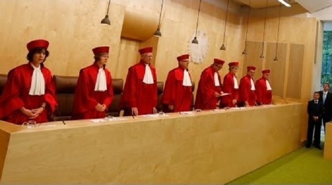 Ποιος θέλει να Ανατινάξει το Ευρώ