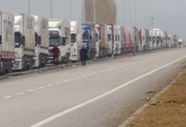 χτυπούν και τις τουρκικές μεταφορές
