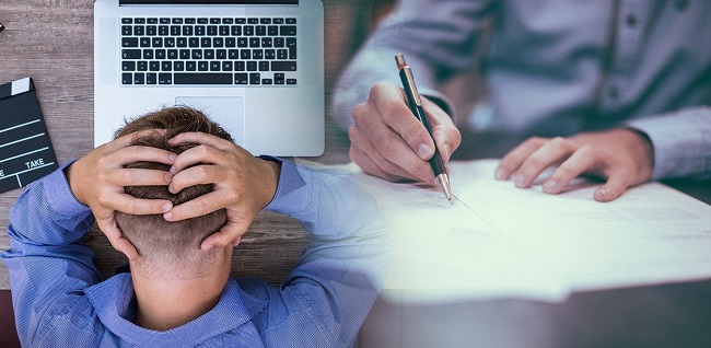 Απελευθερώνονται οι απολύσεις στον ιδιωτικό τομέα
