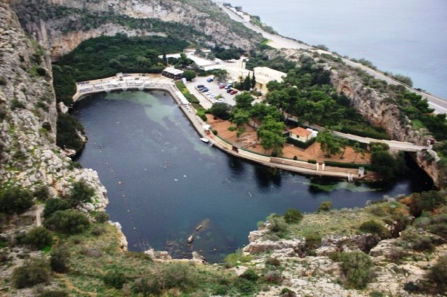 Το σπήλαιο που έχει καταπιεί 8 δύτες