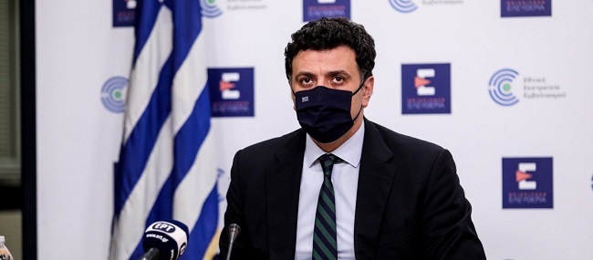 Μάσκες για «πάντα» προανήγγειλε