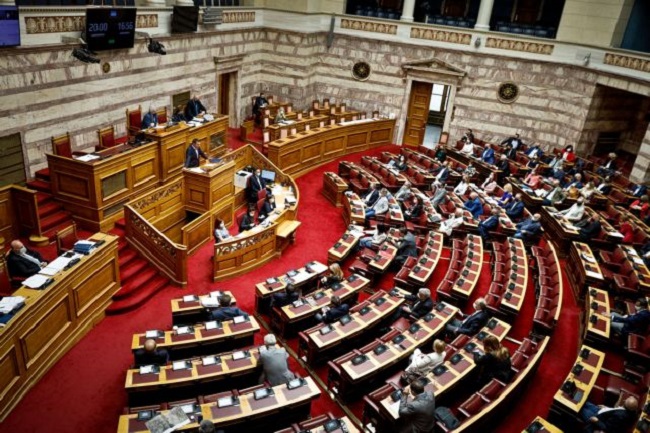 Με μεγάλα ρήγματα οι ΚΟ της ΝΔ