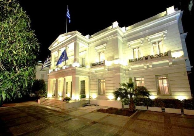 Ο Νίκος Δένδιας συναντήθηκε