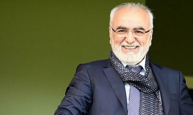 περισσότερα τους συνεργάτες του