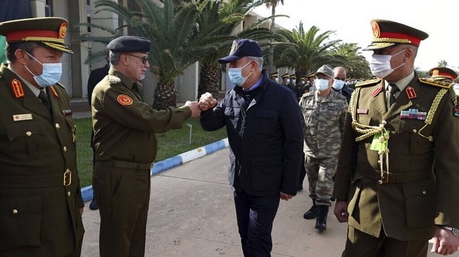 Λιβύη: «Παρέλαση» κυβερνητικών παραγόντων