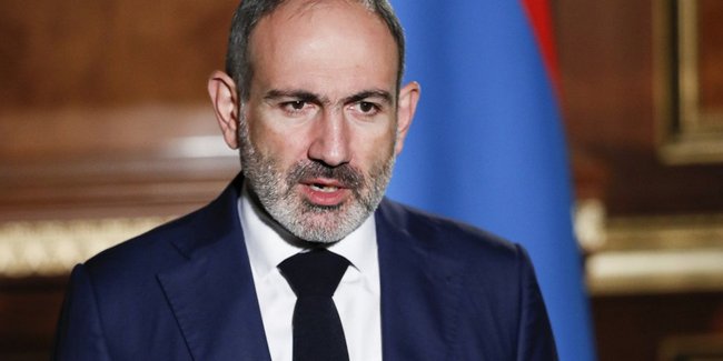 φιλοαμερικανού Ν. Πασινιάν