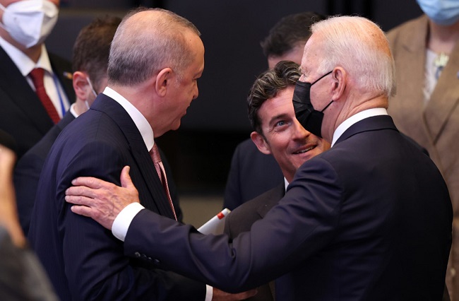 Ακτινογραφία του Αμερικανό-Τουρκικού εναγκαλισμού