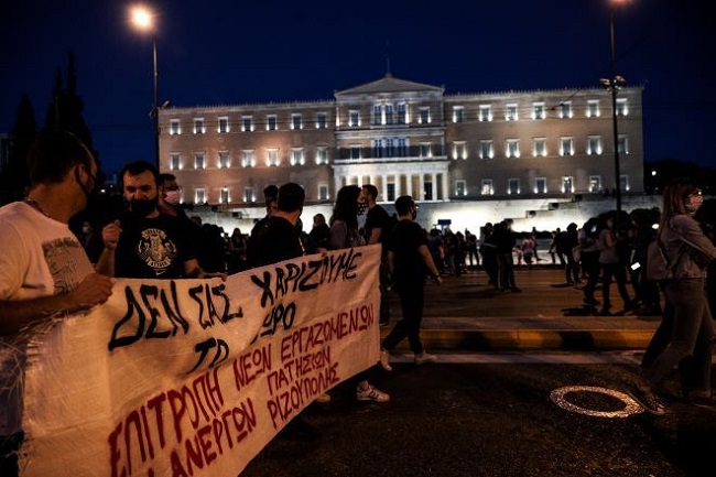 καταπέλτης για το νομοσχέδιο Χατζηδάκη