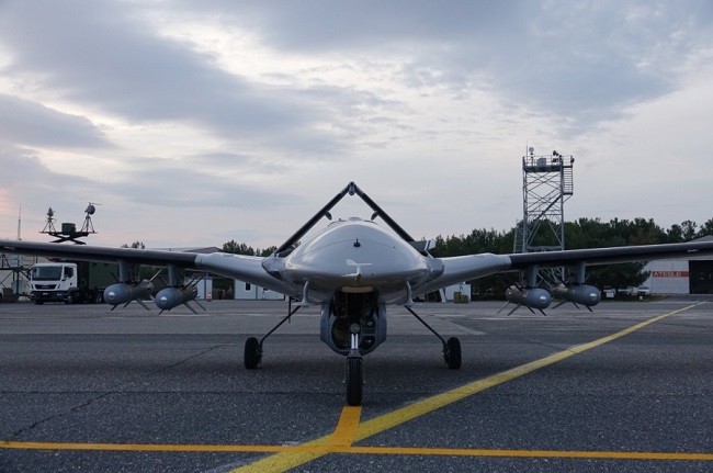 Έτοιμη να αγοράσει τουρκικά drones