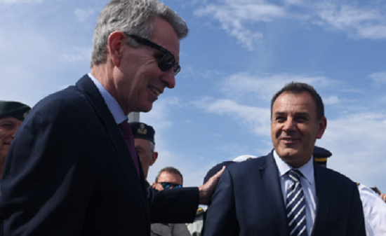 αποχαιρετά έναν…Αμερικανό ΑΚΑΜ
