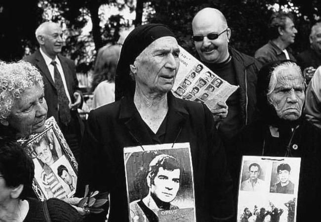 οδόφραγμα των Μανάδων των Αγνοουμένων