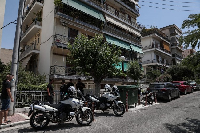 Σύζυγος έσφαξε τη γυναίκα του