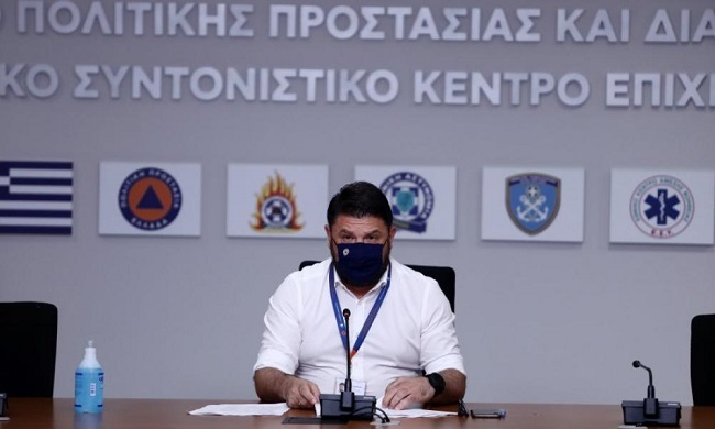 ανεμβολίαστοι εργαζόμενοι στα νησιά