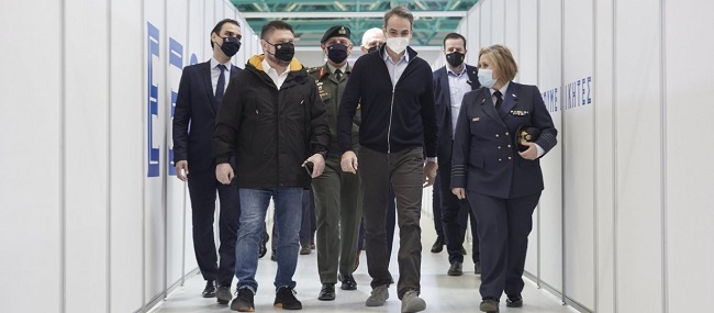 Κατευθύνεται σε υποχρεωτικό εμβολιασμό